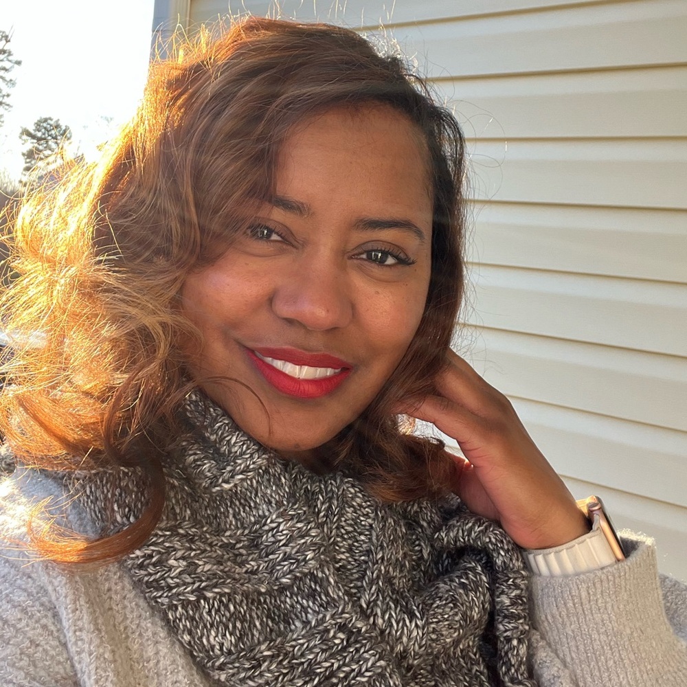 Meet your Posher, Lisa